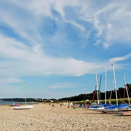 Apartmán Ferienwohnung Mit Balkon 500 M Bis Zum Strand *